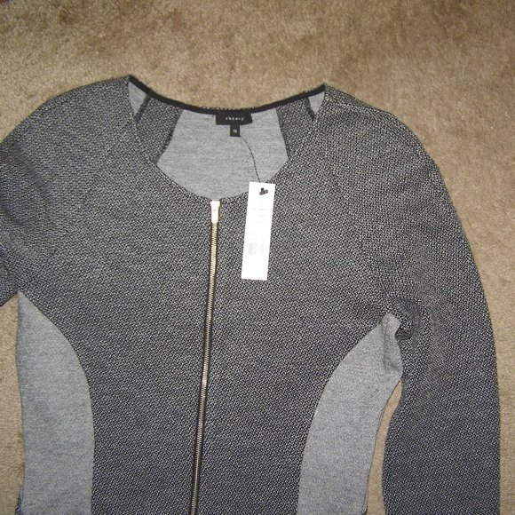 NWT $355 size 10 THEORY Chayenne B Long Sleeve Knit Dress - Picture 2 of 7